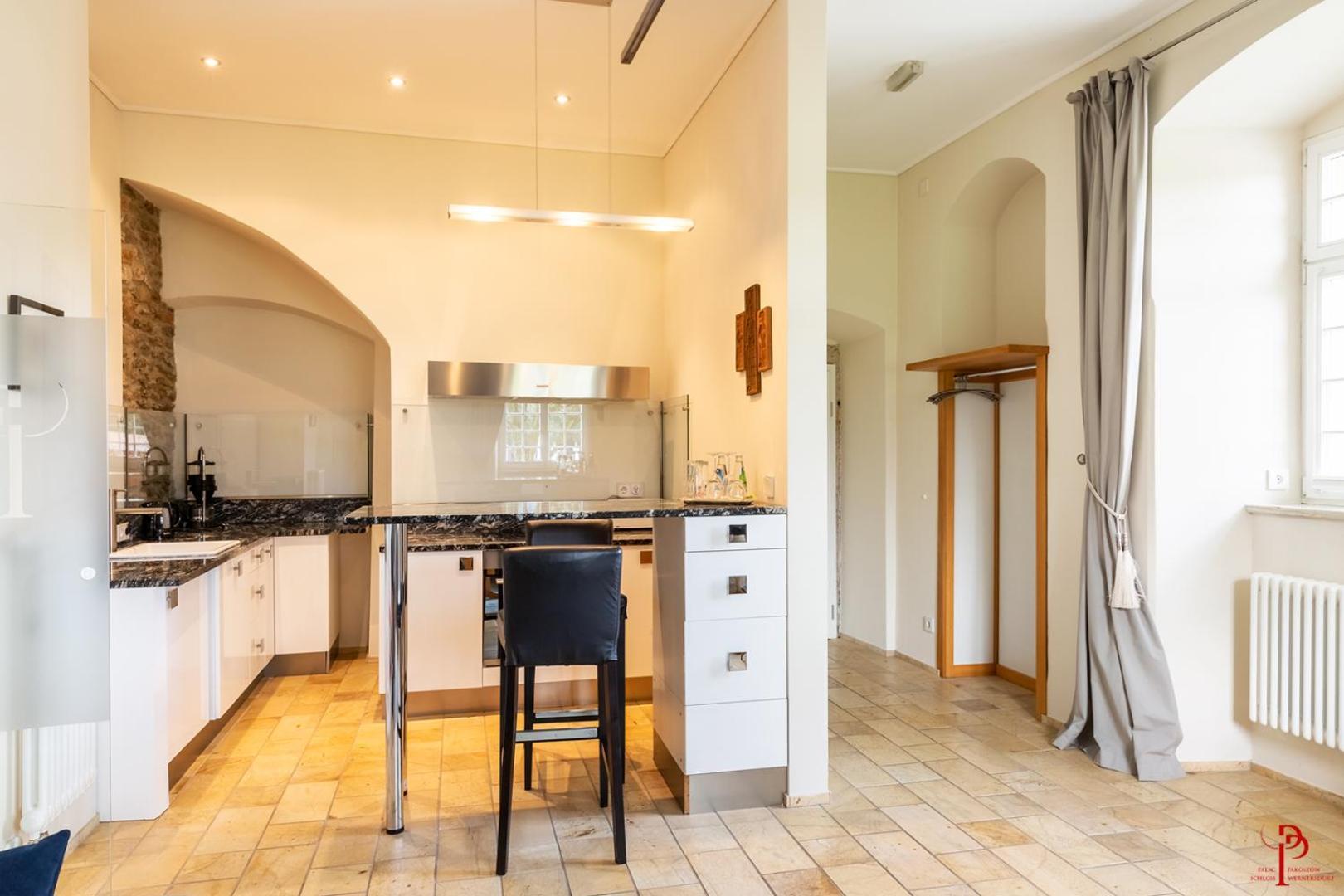 耶莱尼亚古拉 帕克斯佐宫殿旅馆酒店 外观 照片 The interior of a typical apartment