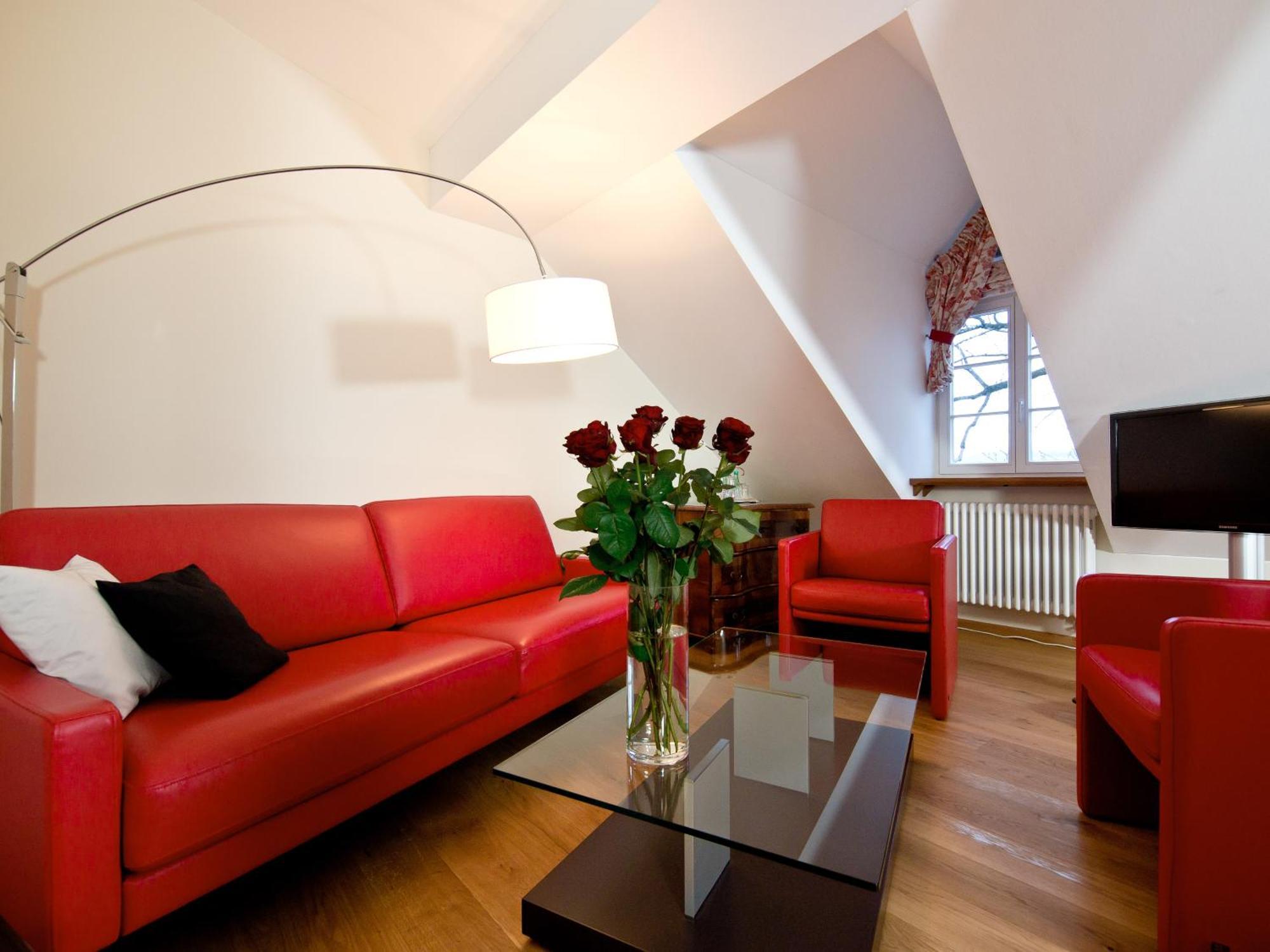 耶莱尼亚古拉 帕克斯佐宫殿旅馆酒店 外观 照片 A living room in a German apartment