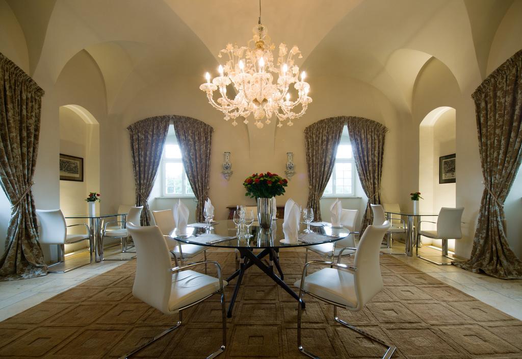 耶莱尼亚古拉 帕克斯佐宫殿旅馆酒店 外观 照片 The dining room