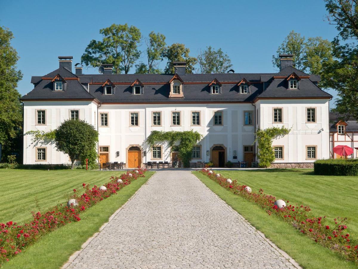 耶莱尼亚古拉 帕克斯佐宫殿旅馆酒店 外观 照片 The main building of the manor